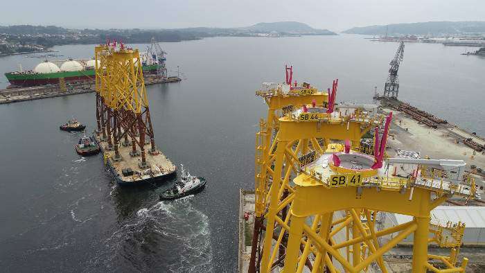 4C Offshore | Iberdrola begins to transfer jackets for French project