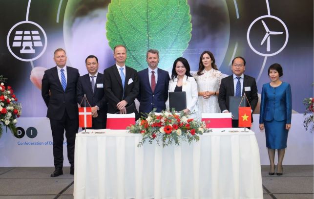 Ørsted and T&T Group sign research and development agreement in Vietnam