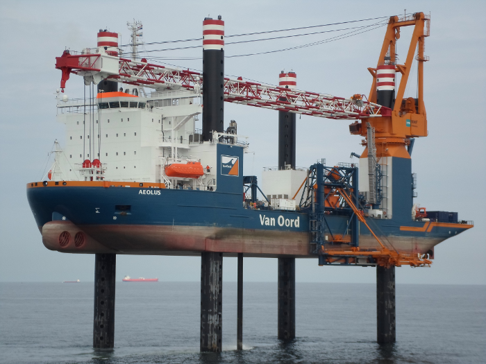 Foundation installation on pause at Saint-Brieuc | 4C Offshore